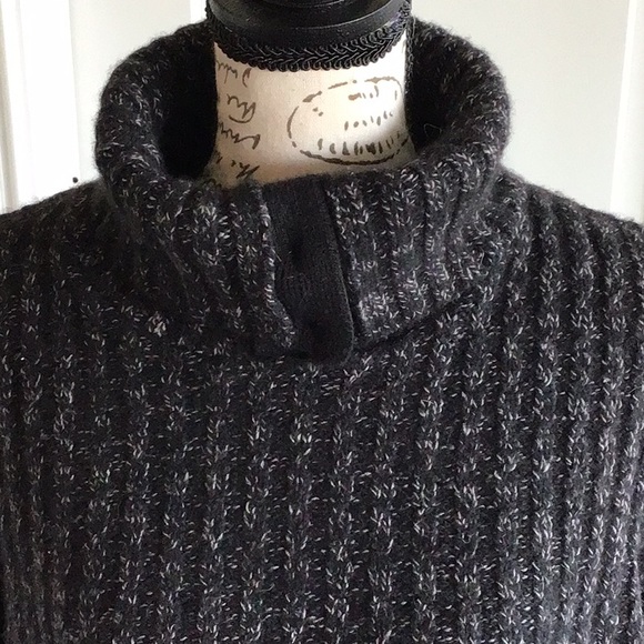H&M black lambs wool blend button collar turtleneck long sleeve knit sweater M - Picture 2 of 13